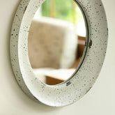 Farmhouse Flair Wall Mirror - Round - ellementry